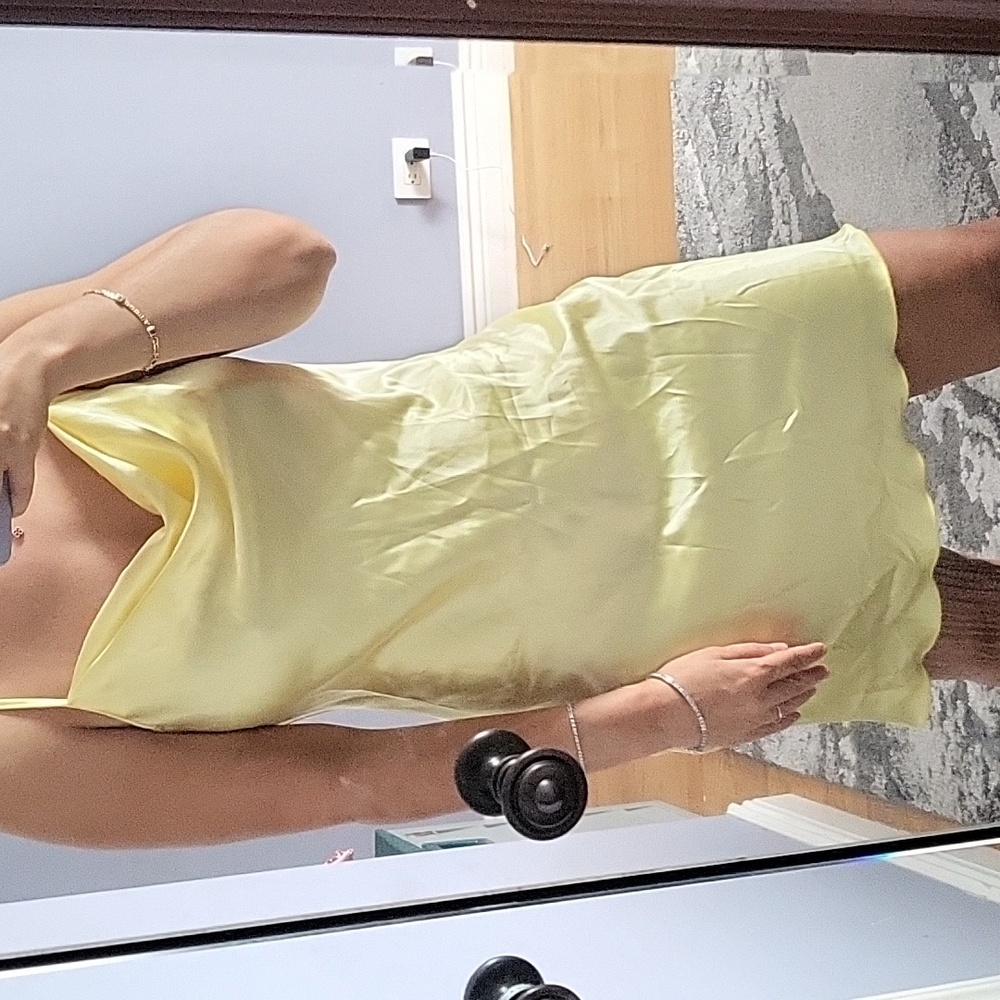 Bebe yellow min dress